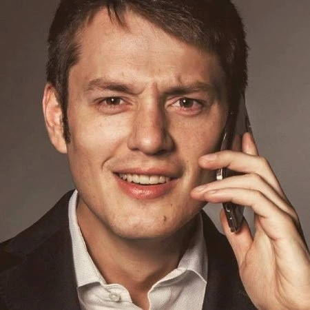  Anton Neznamov